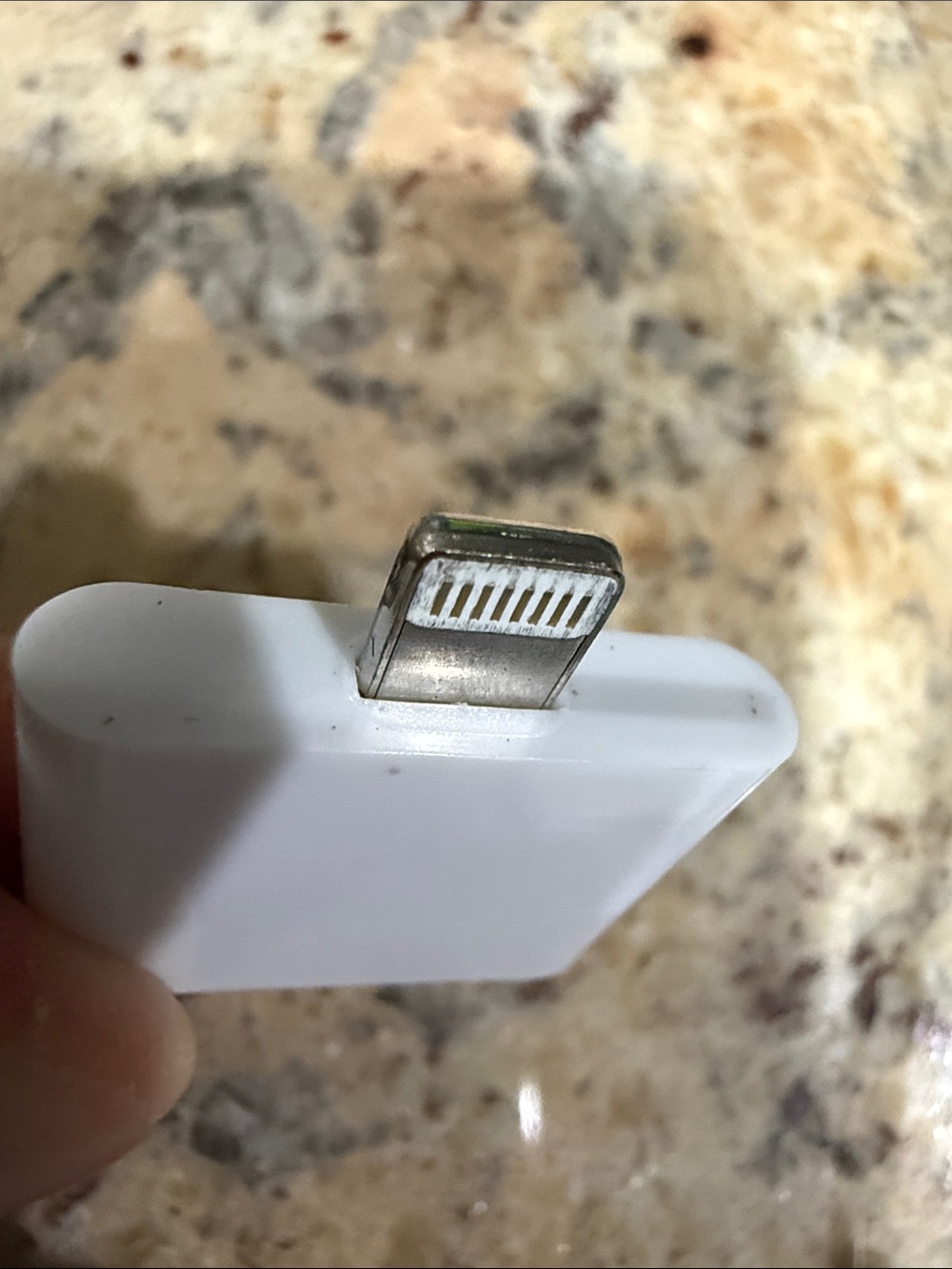 Apple White Lightning to 30‑Pin Adapter - Picture 5 of 9
